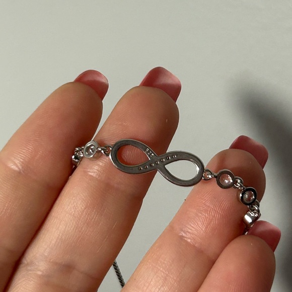 S925 Sterling Silver Infinity Love Bracelet Adjustable Cubic Zirconia - Picture 5 of 6